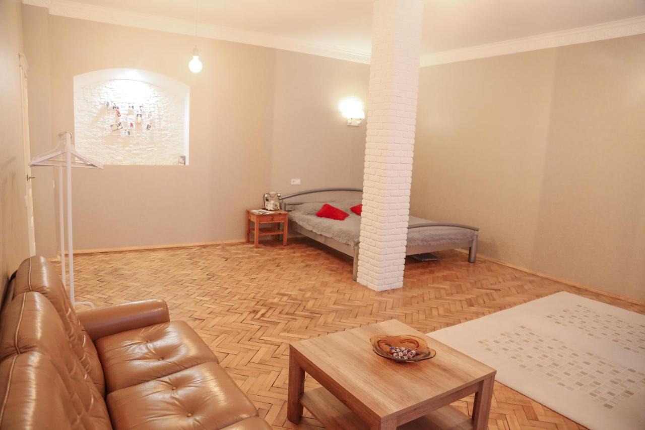 Appartement Monro - Heart Of Lviv Extérieur photo